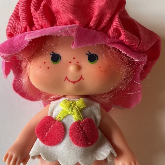 VTG 1979 “Cherry Cuddles” Doll & Duck - Picture 2 of 6